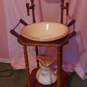 Vintage wash bowl with stand and vase